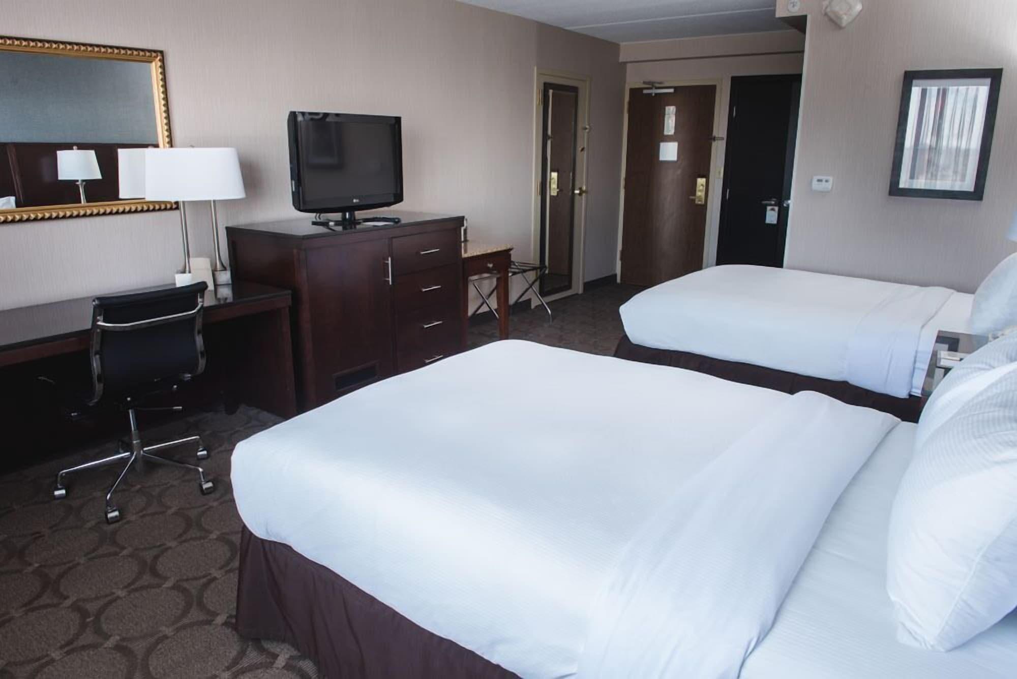Wyndham Independence Hotel Ngoại thất bức ảnh