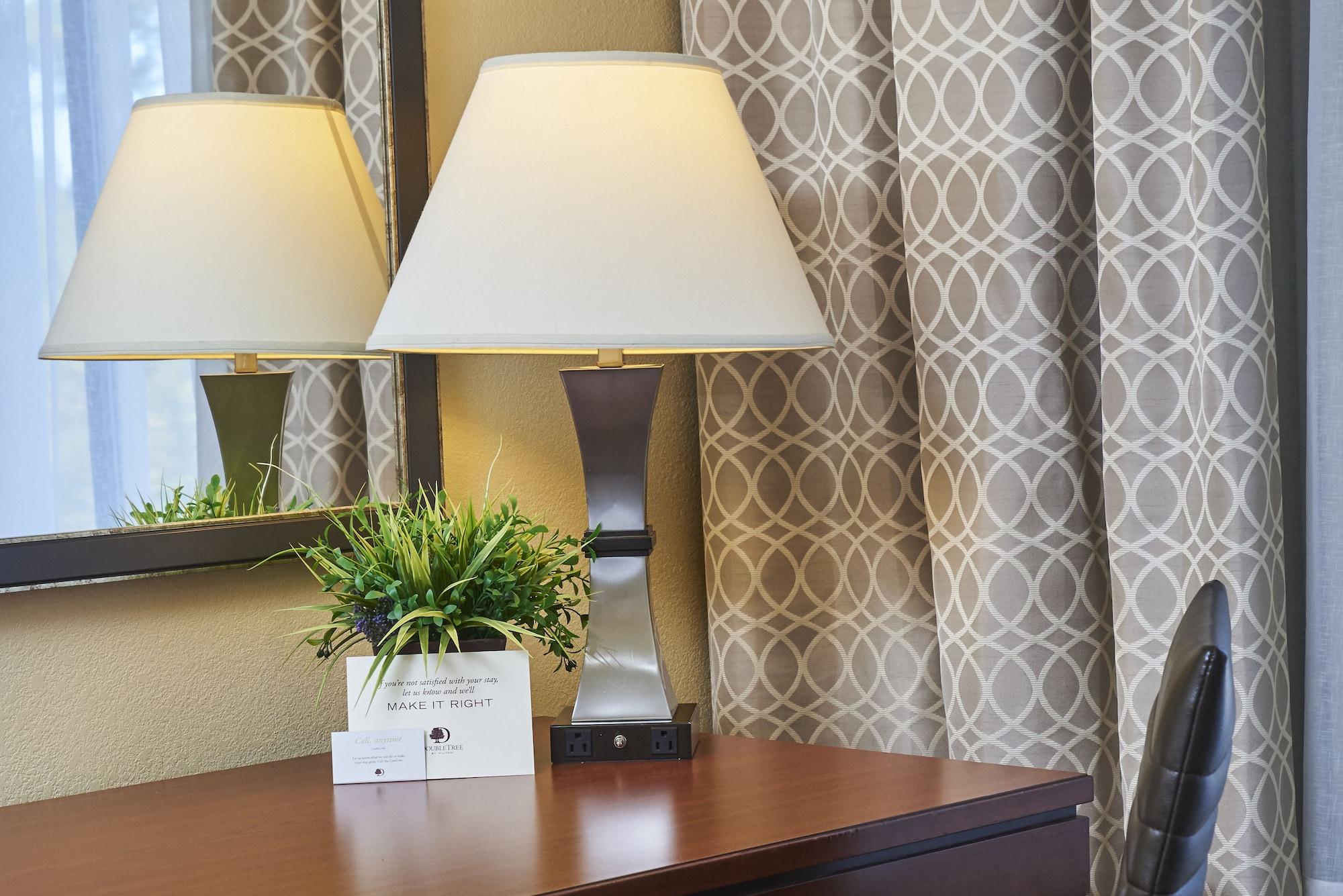 Wyndham Independence Hotel Ngoại thất bức ảnh