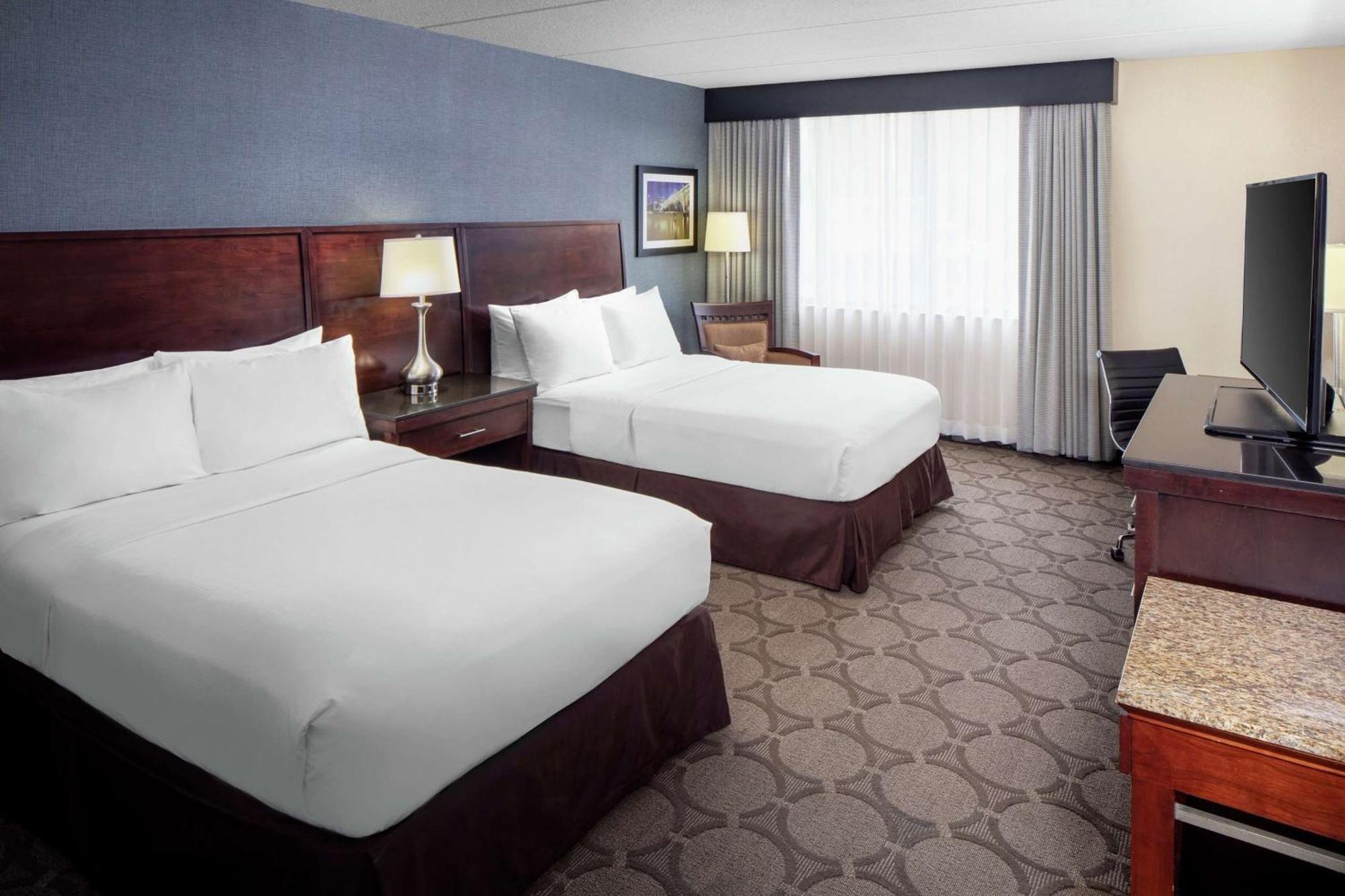 Wyndham Independence Hotel Ngoại thất bức ảnh