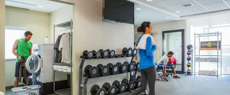 Wyndham Independence Hotel Ngoại thất bức ảnh